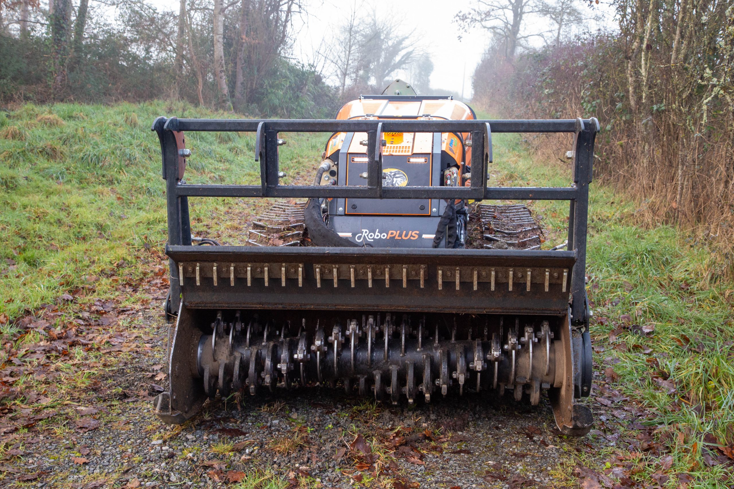 Débroussaillage robotisé & terrains difficiles en Auvergne